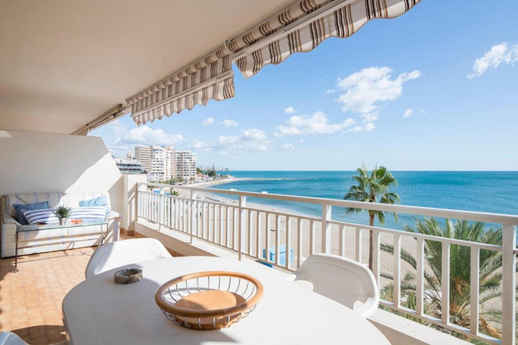 Апартаменти Family Aguamarina Front The Sea Free Parking Фуенхірола Екстер'єр фото