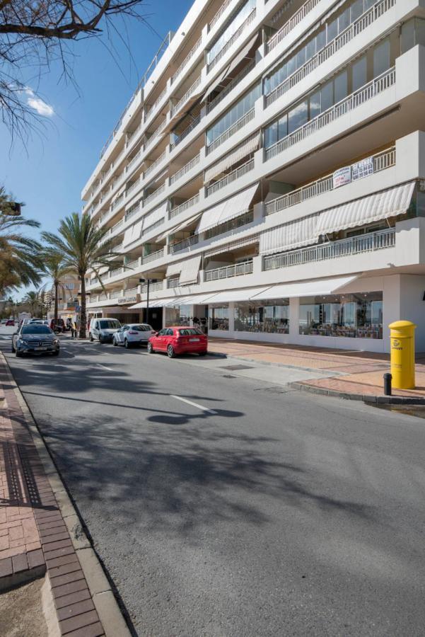 Апартаменти Family Aguamarina Front The Sea Free Parking Фуенхірола Екстер'єр фото